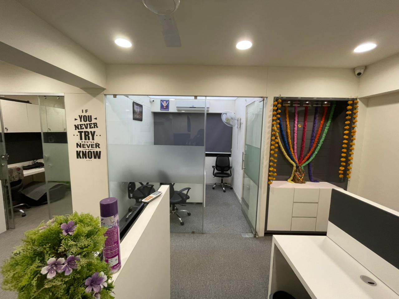 I Square Corporate Park - Science City