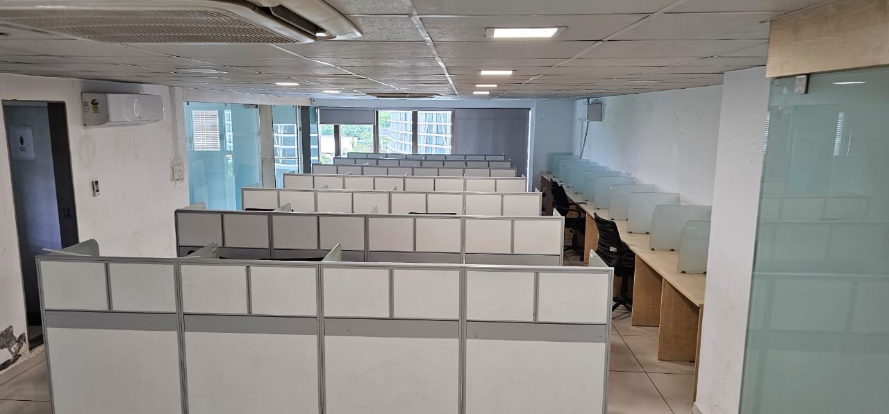 Parshwanath Business Park - Prahladnagar