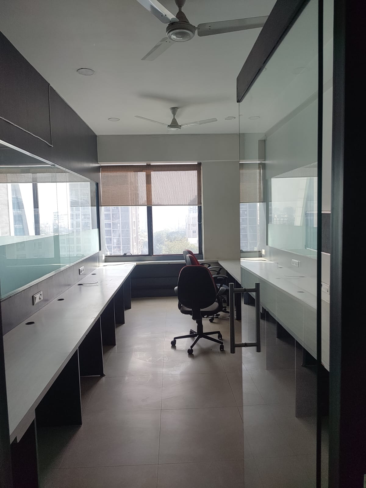 Pinnacle Business Park - Prahladnagar