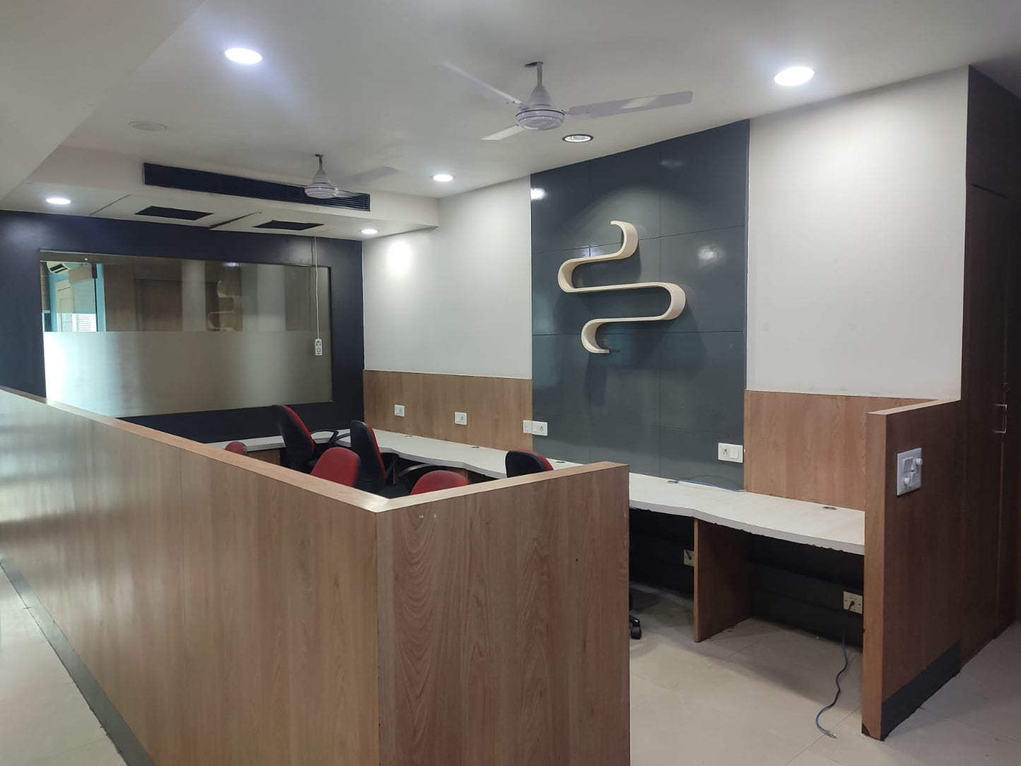 Pinnacle Business Park - Prahladnagar
