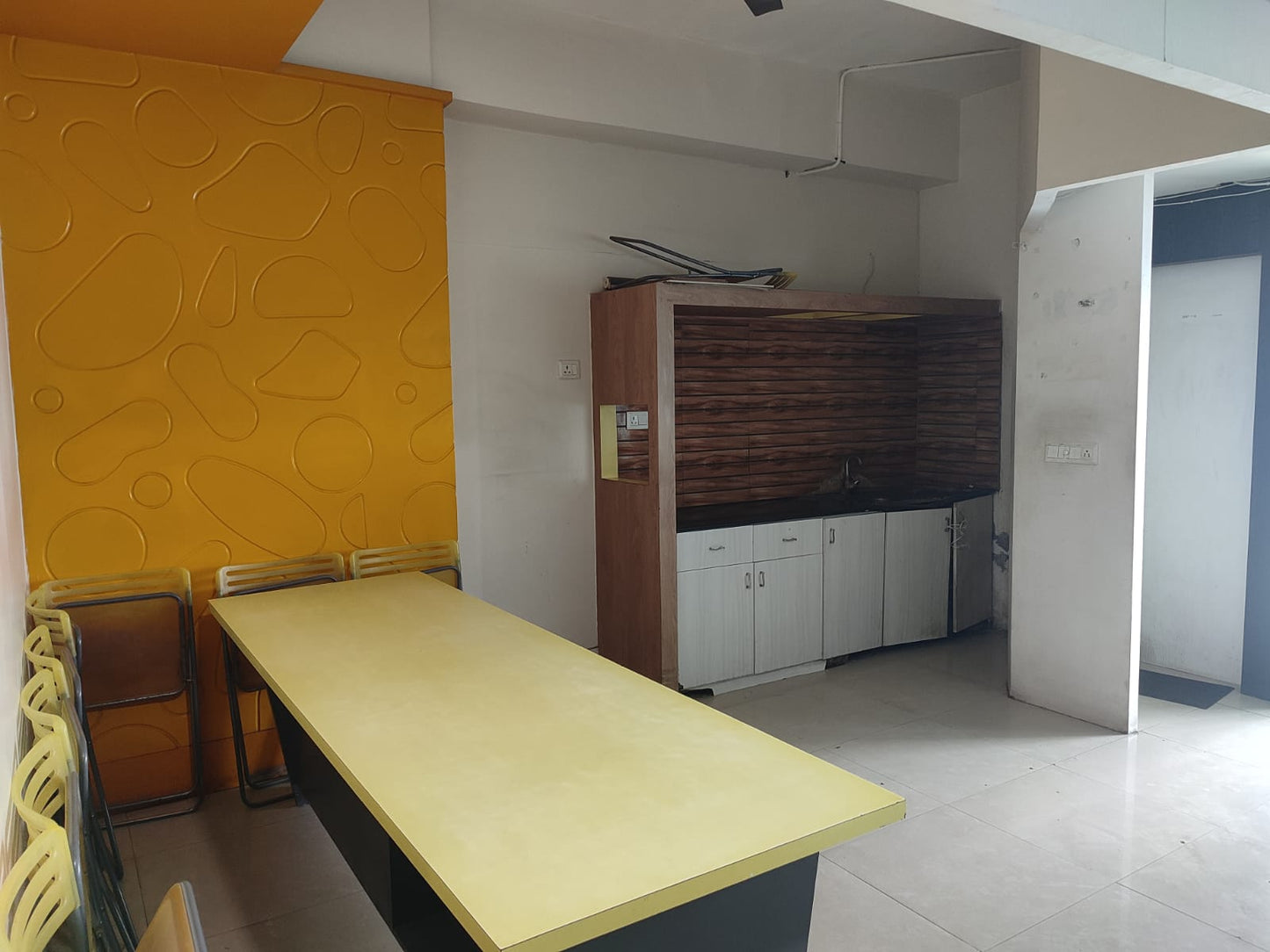 Pinnacle Business Park - Prahladnagar