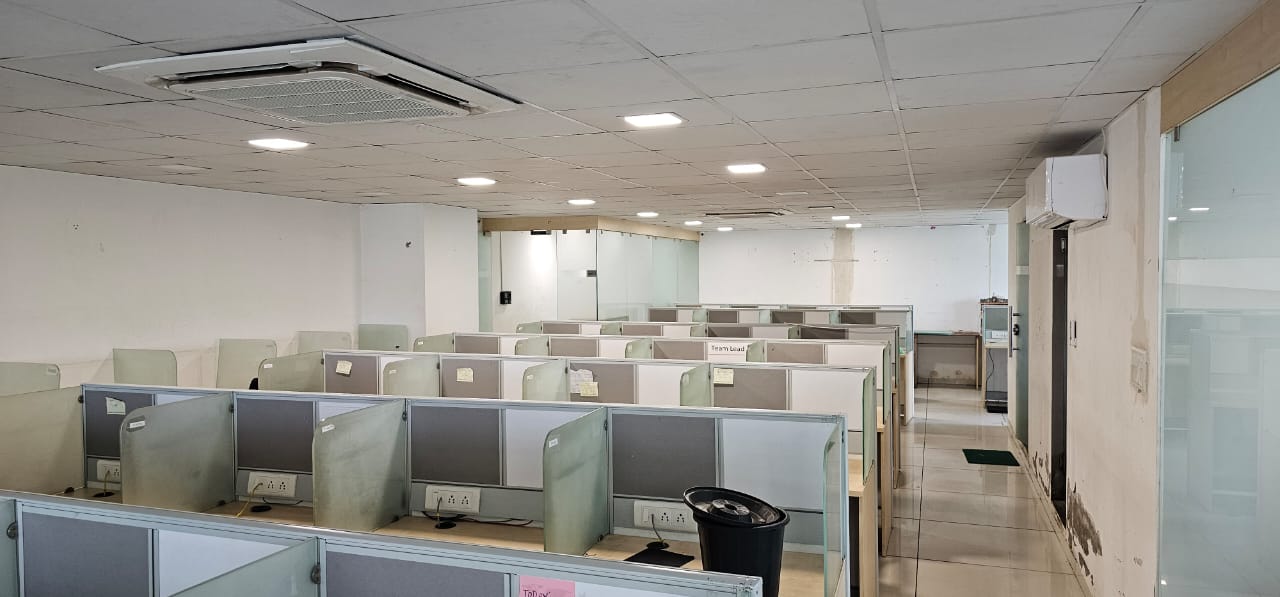 Parshwanath Business Park - Prahladnagar