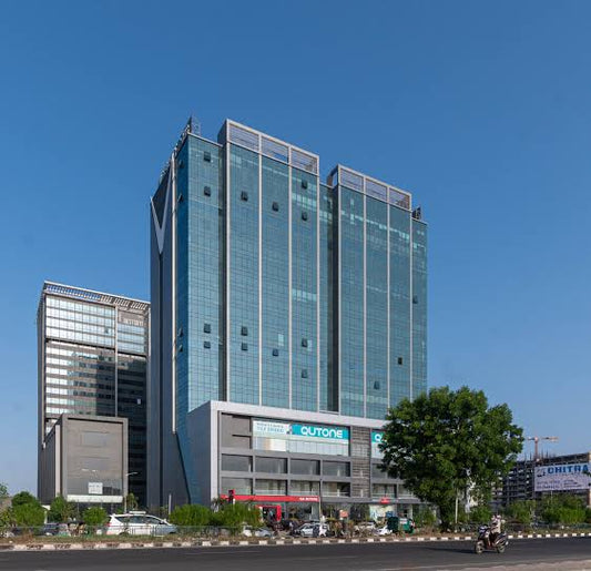 Westgate Business Bay - Makarba
