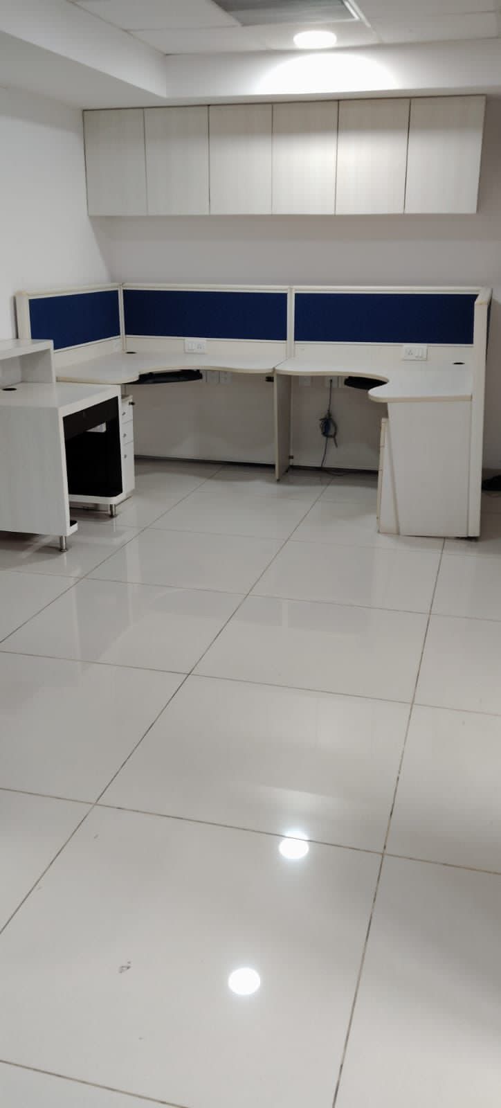 Parshwanath Business Park - Prahladnagar